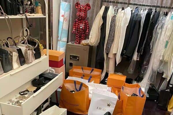鸡西市回收一线品牌衣服